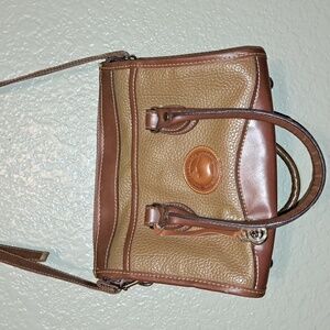 Dooney and Bourke Vintage Satchel Bag. Brown.